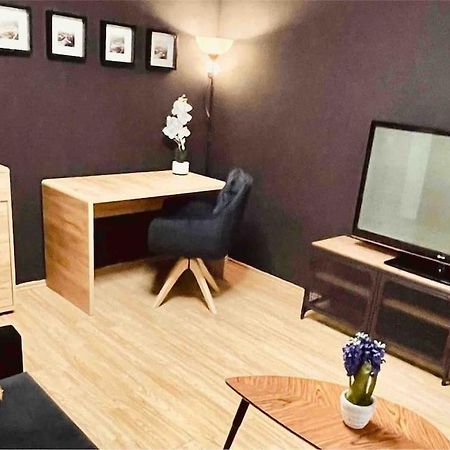 Moderny Apartman S Parkovanim Bratislava Dış mekan fotoğraf