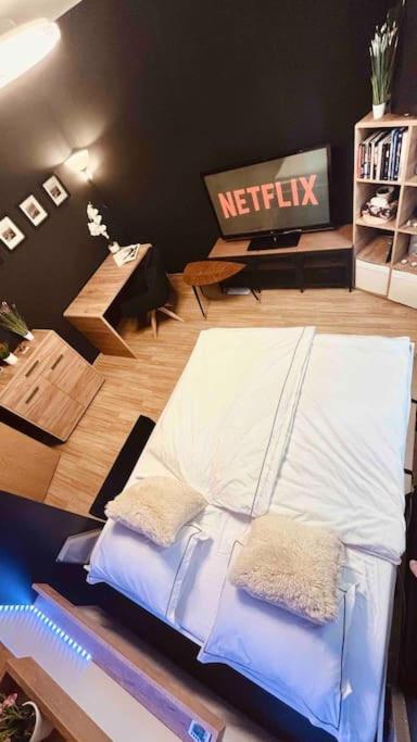 Moderny Apartman S Parkovanim Bratislava Dış mekan fotoğraf